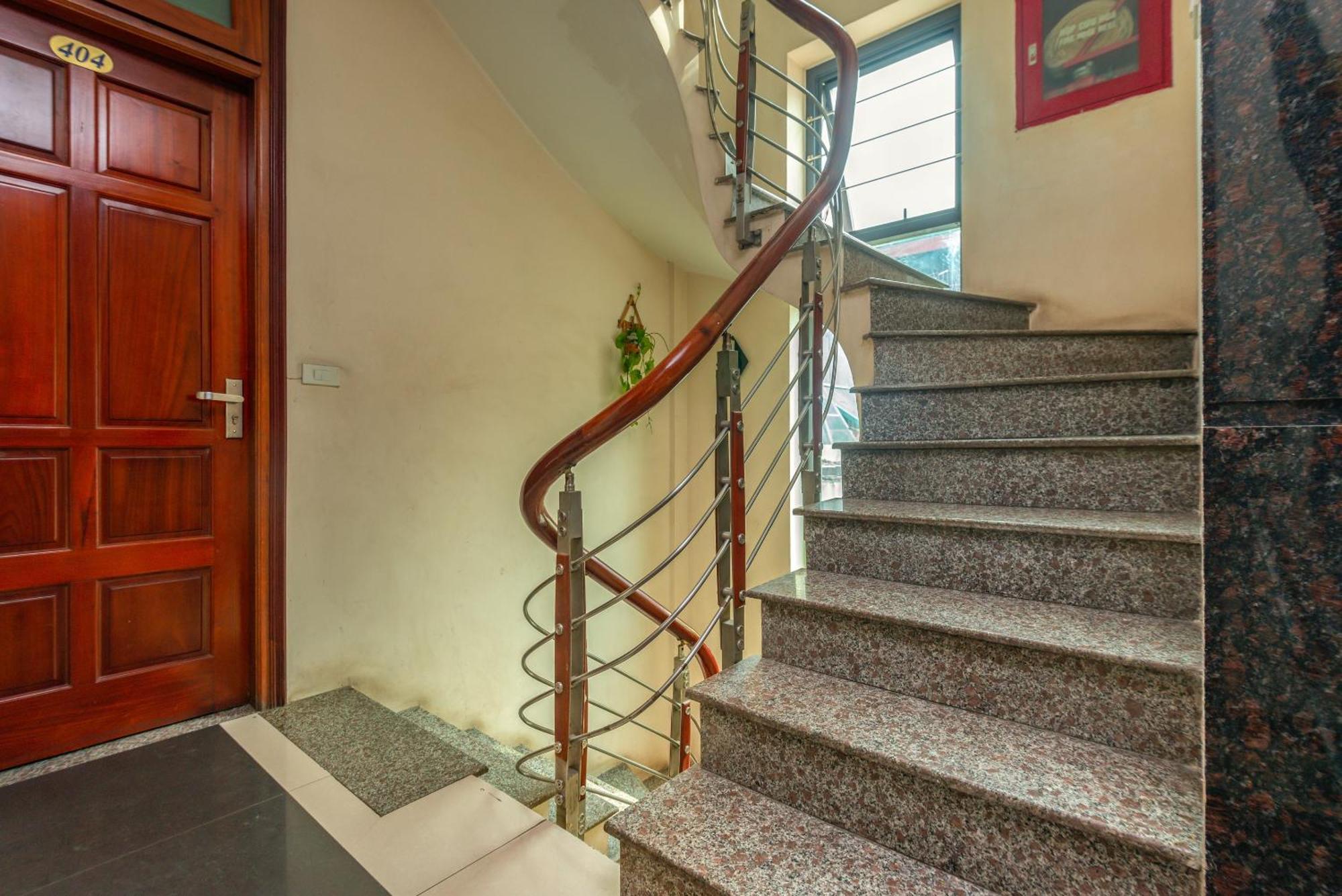 Oyo 887 Star Hotel Ханой Екстериор снимка