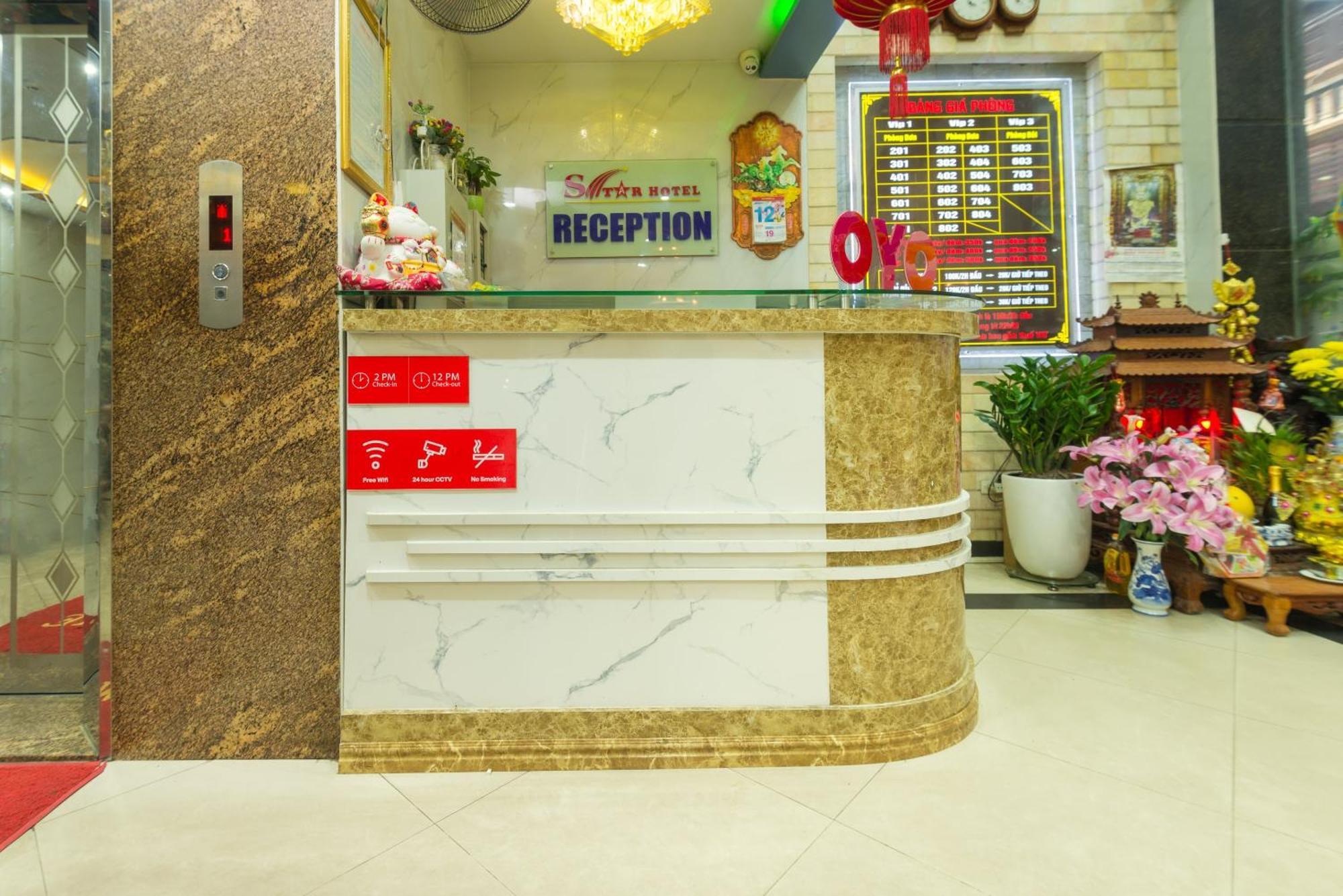 Oyo 887 Star Hotel Ханой Екстериор снимка
