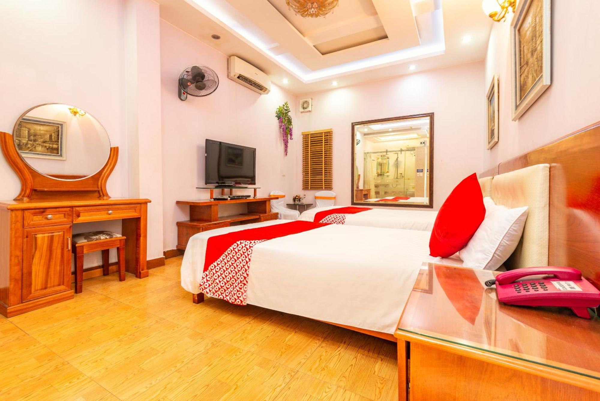 Oyo 887 Star Hotel Ханой Екстериор снимка